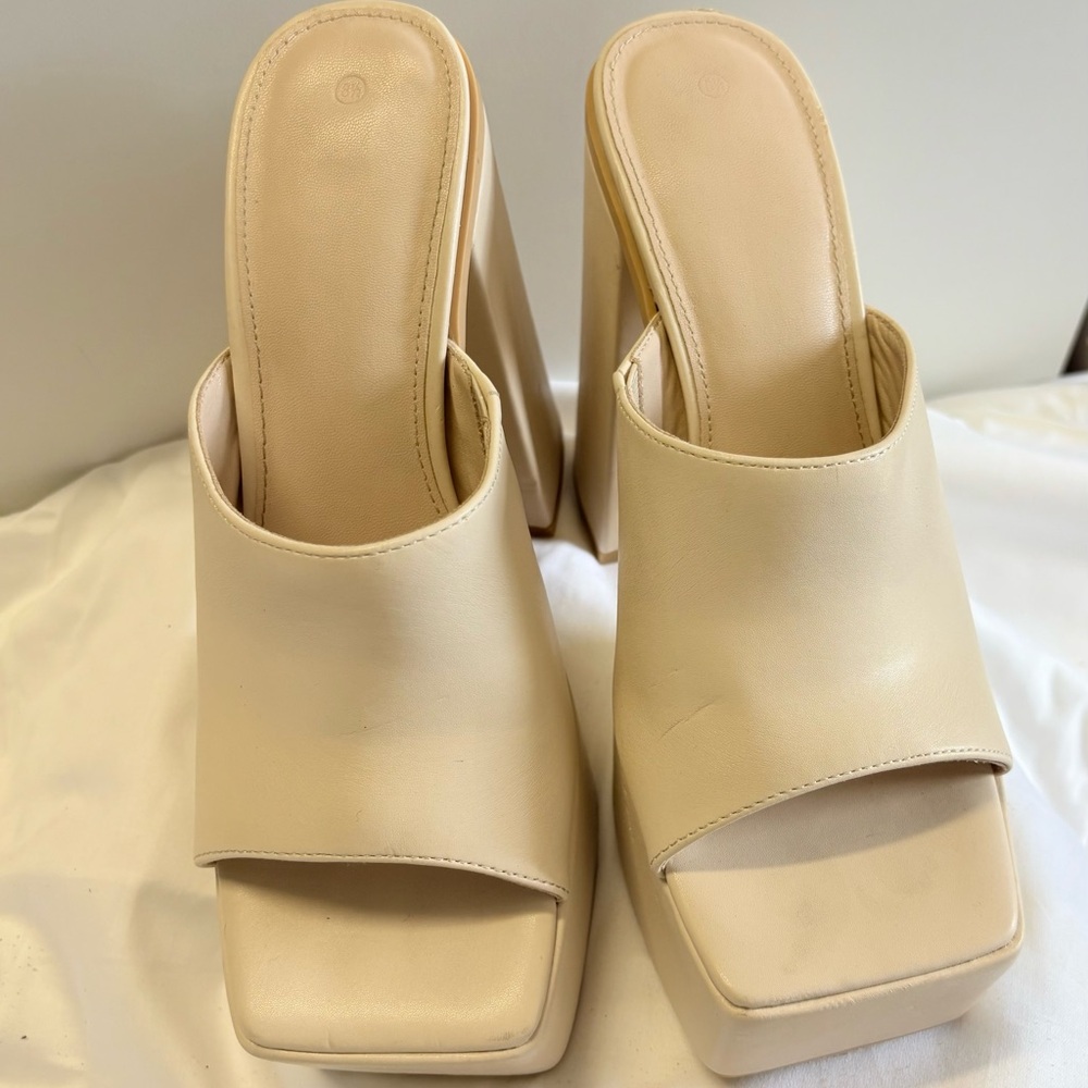 Chic Cream Platform Mules - Picture 7 of 7
